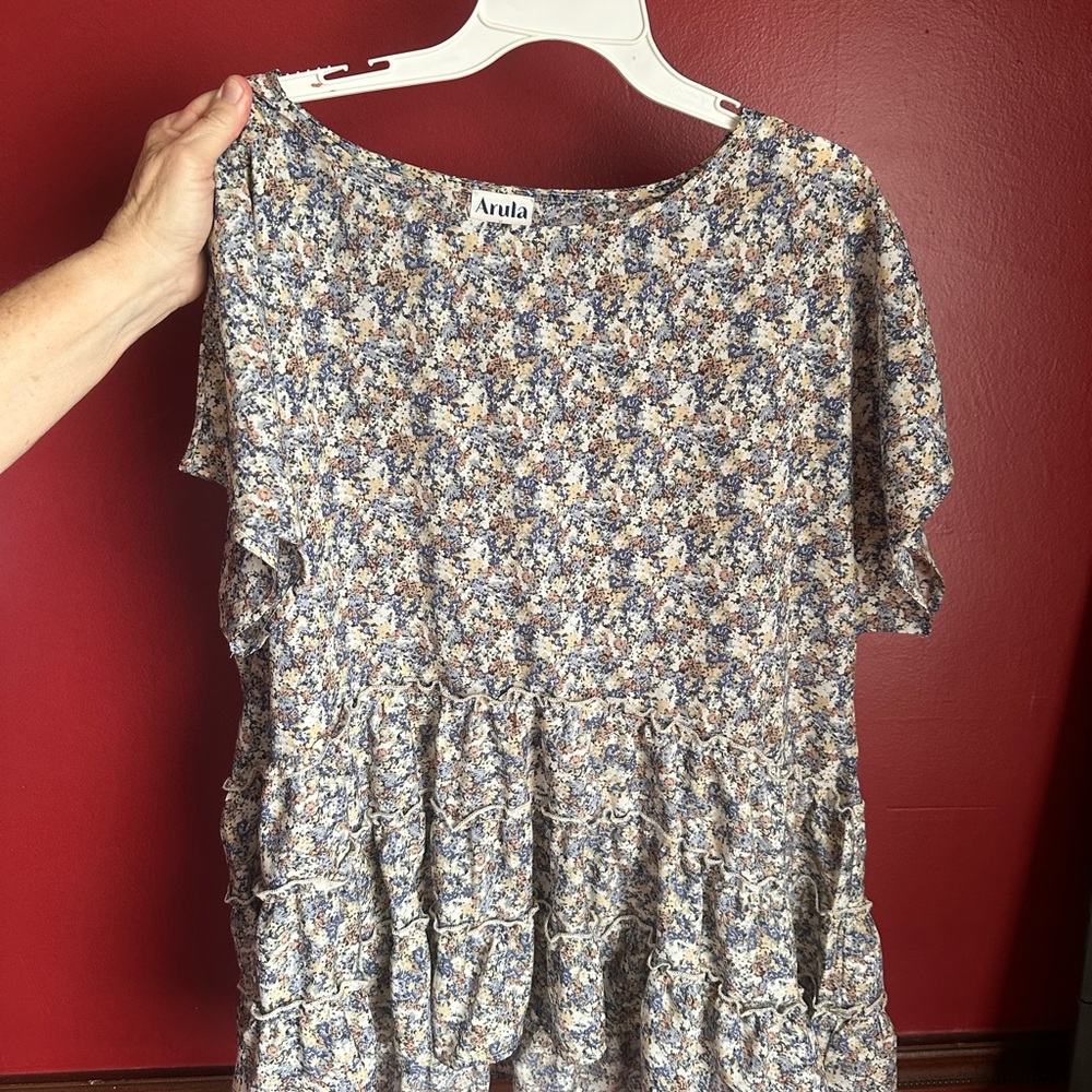 Arula Women's Floral Top